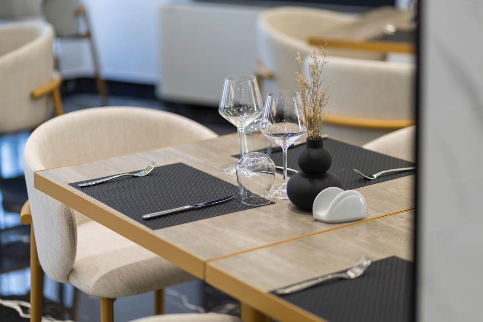 Destiny Hotel & Spa Yzberishti Екстериор снимка